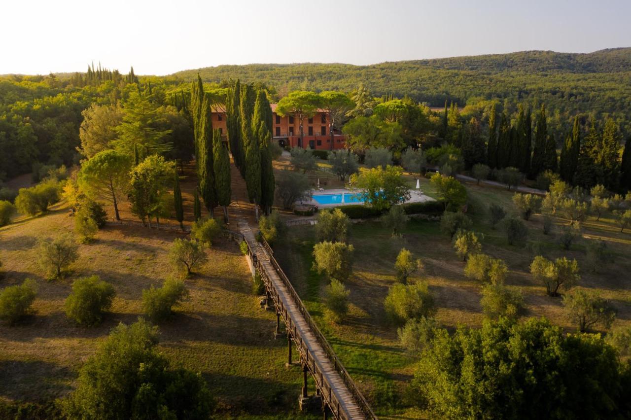 מלון מאסה מריטימה Palazzo Vittoria מראה חיצוני תמונה